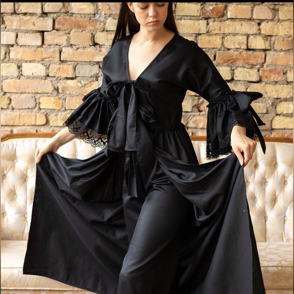 Chic Black Women's Robe with Lace Trim